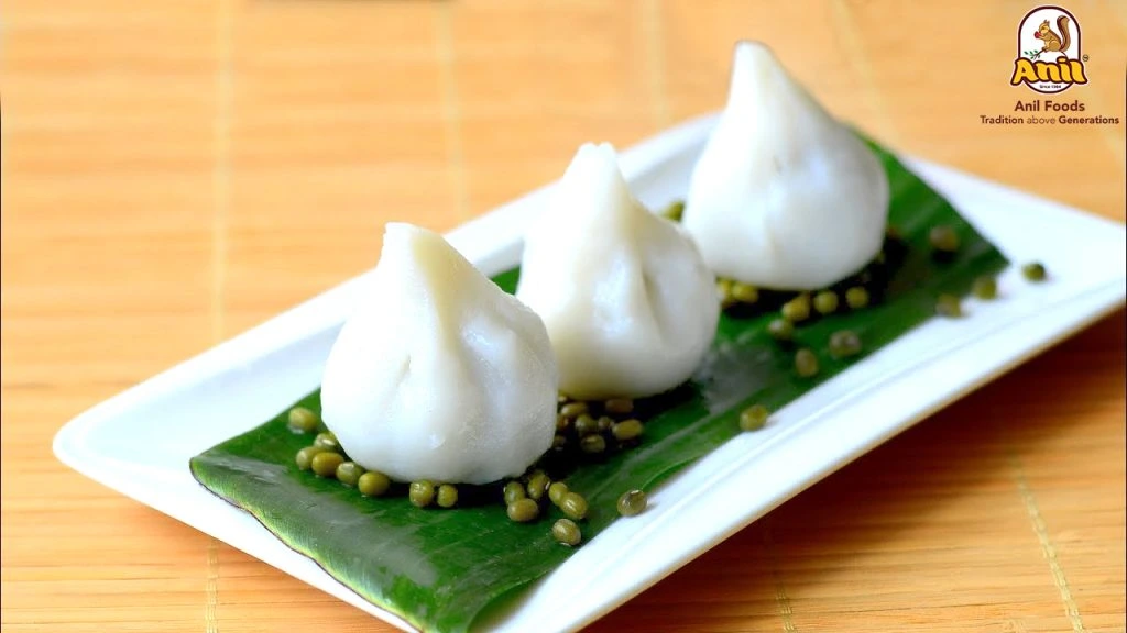 Pachai Payaru Kozhukattai Recipe | Modak